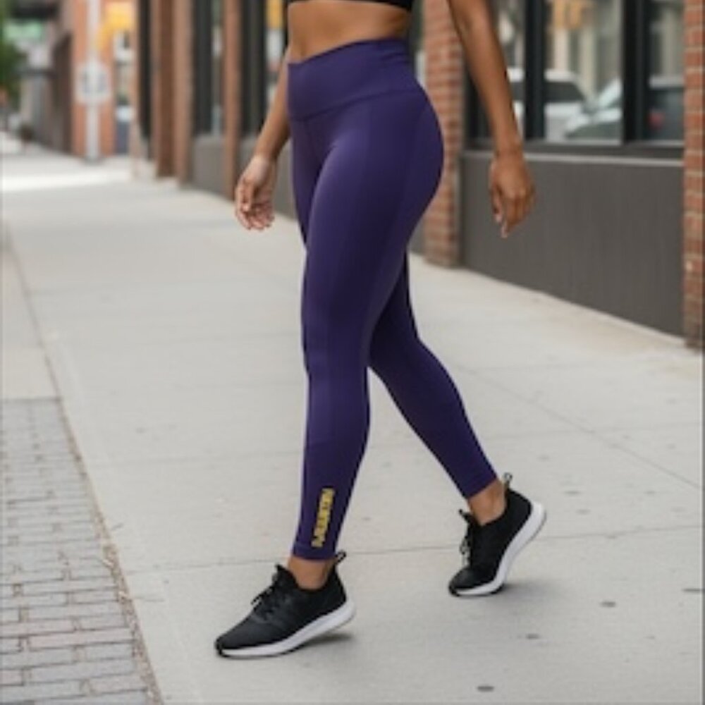 New - Seamless Leggings - Scrunch Butt Lifting No Front Seam Mid Waist - Med